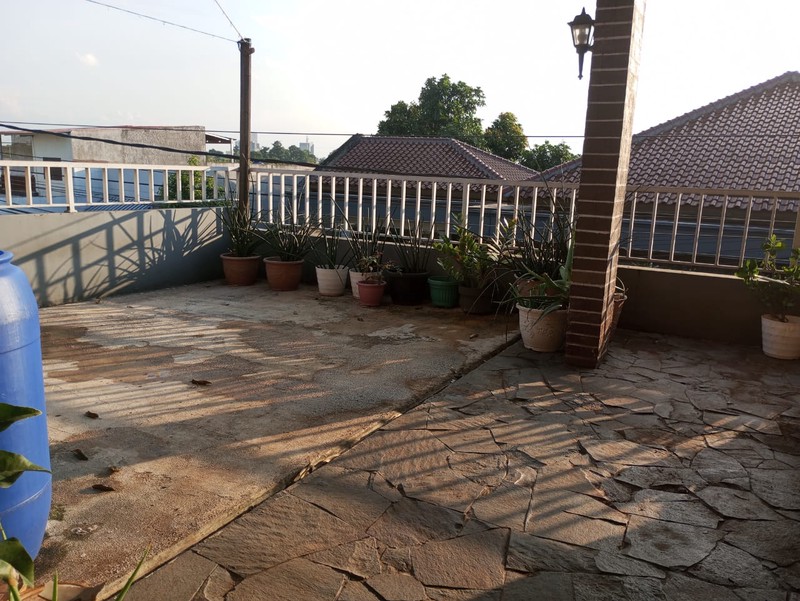 Rumah Pinggir Jalan, Strategis, Pondok Aren