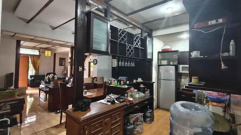 Dijual Cepat! Rumah Luas Lokasi Strategis dan Nyaman di Pejaten - Pasar Minggu Jakarta Selatan