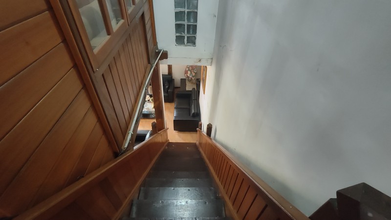 Dijual Cepat! Rumah Luas Lokasi Strategis dan Nyaman di Pejaten - Pasar Minggu Jakarta Selatan