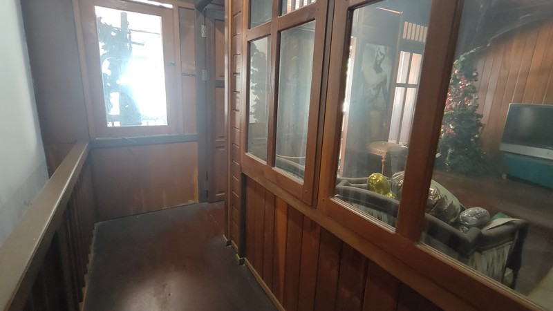 Dijual Cepat! Rumah Luas Lokasi Strategis dan Nyaman di Pejaten - Pasar Minggu Jakarta Selatan