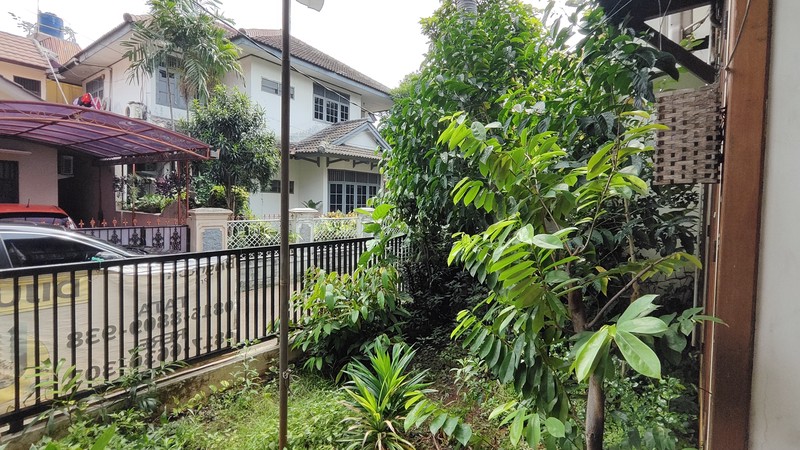 Dijual Cepat! Rumah Luas Lokasi Strategis dan Nyaman di Pejaten - Pasar Minggu Jakarta Selatan