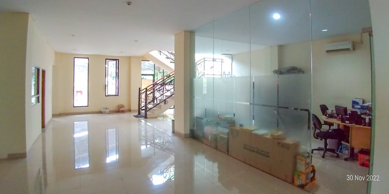 Gedung 3Lt di Jombang Bintaro akses mudah Gading Serpong BSD City