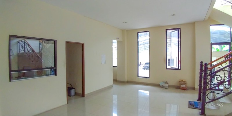 Gedung 3Lt di Jombang Bintaro akses mudah Gading Serpong BSD City