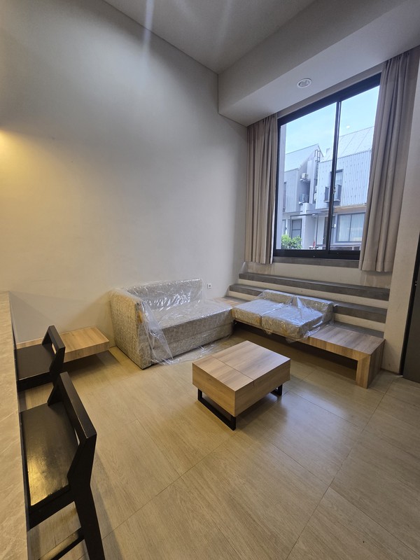 Rumah Full Furnished di BSD City. Di tengah antara BSD dan Gading Serpong