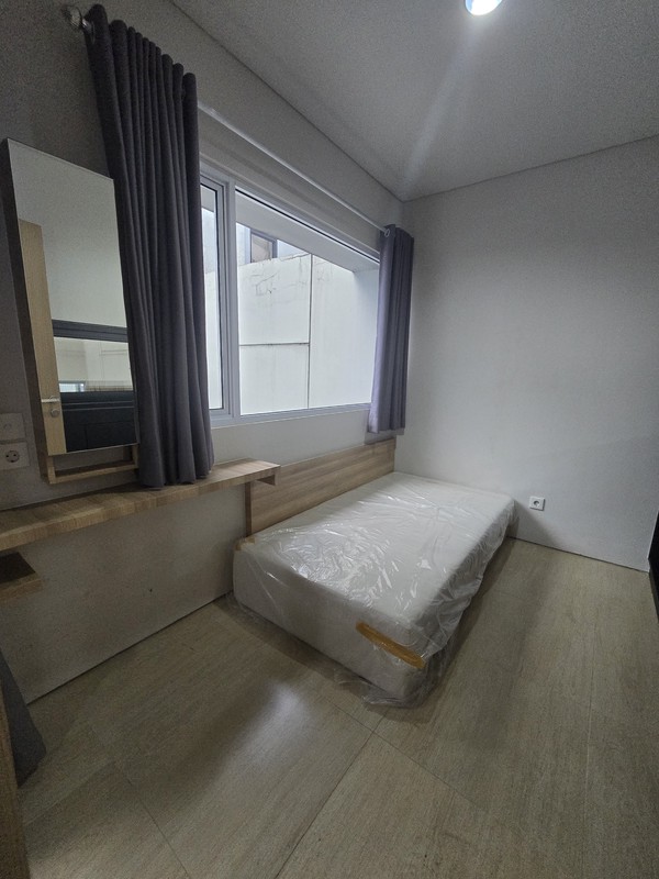 Rumah Full Furnished di BSD City. Di tengah antara BSD dan Gading Serpong