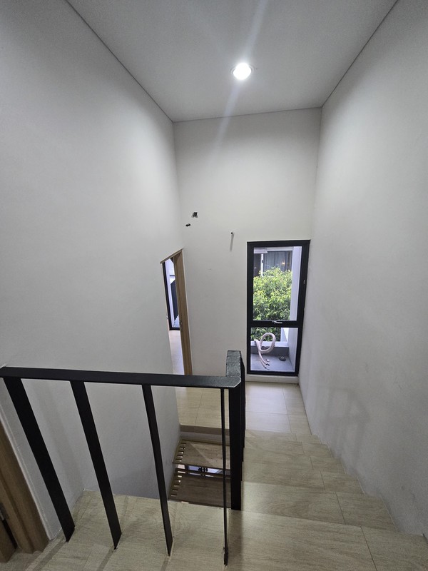 Rumah Full Furnished di BSD City. Di tengah antara BSD dan Gading Serpong