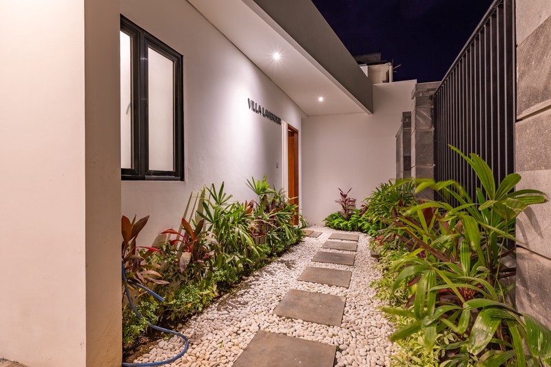 Leasehold - Contemporary Villa Perfect for Living or Investment, in Seseh, Bali
