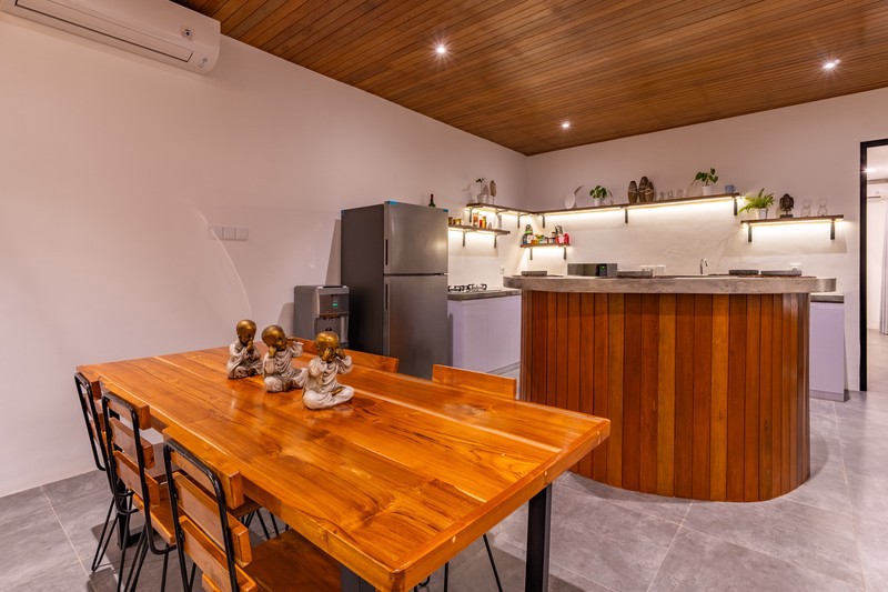 Leasehold - Contemporary Villa Perfect for Living or Investment, in Seseh, Bali