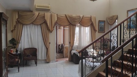 Rumah 2 Lantai Legenda Wisata Zona Columbus Cibubur 