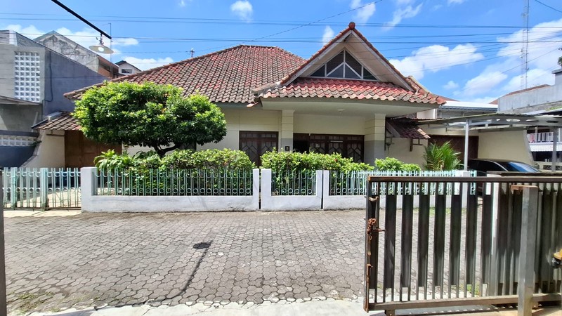 Dijual Rumah 2 Lantai Lokasi Strategis Dekat UGM - Demangan Sleman 