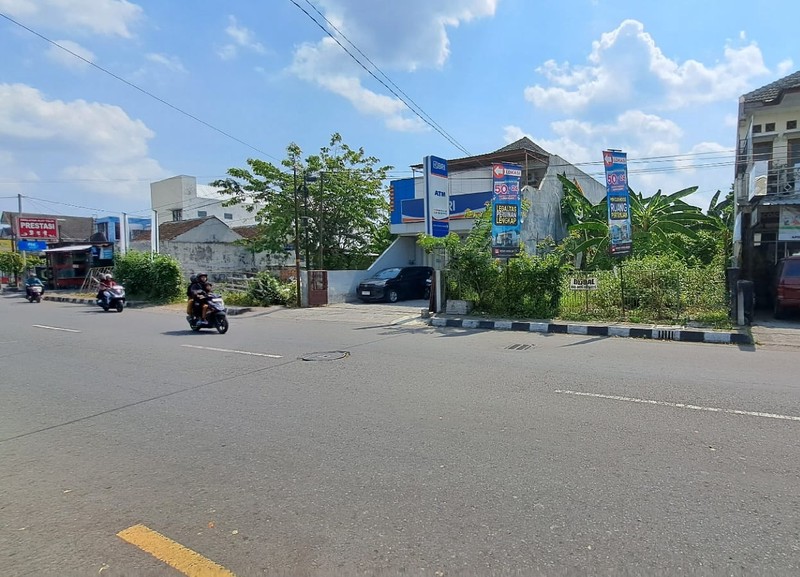 Dijual Tanah Luas 1004 Meter Persegi Lokasi Strategis di Imogiri Timur - Yogyakarta 