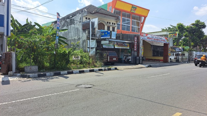 Dijual Tanah Luas 1004 Meter Persegi Lokasi Strategis di Imogiri Timur - Yogyakarta 