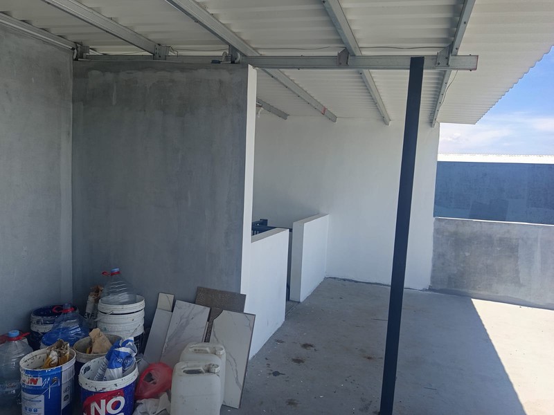 Rumah Modern 2 Lantai di Kawasan Eksklusif Dian Regency 2, Surabaya