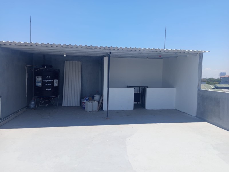 Rumah Modern 2 Lantai di Kawasan Eksklusif Dian Regency 2, Surabaya