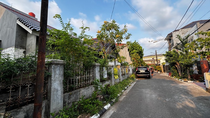 Rumah Renovasi Pre Finishing di Pratama Rawamangun Jaktim