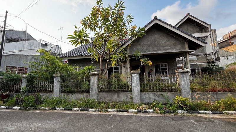 Rumah Renovasi Pre Finishing di Pratama Rawamangun Jaktim