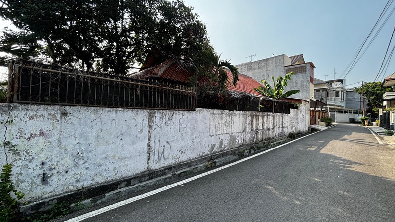 Rumah Hook Lingkungan Rapih Di Cumi Cumi Rawamangun Jaktim