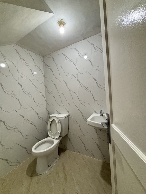 Rumah Kokoh 2 Lantai Siap Huni di Kota Wisata Cibubur