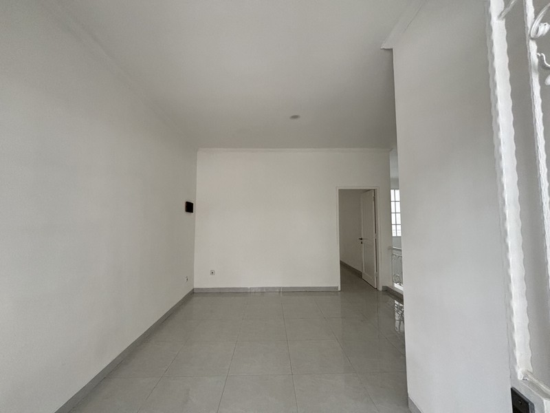 Rumah Kokoh 2 Lantai Siap Huni di Kota Wisata Cibubur