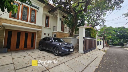 Rumah di Jalan Keuangan, Fatmawati, Jaksel, Furnished, Private Pool, 1 km ke MRT Fatmawati