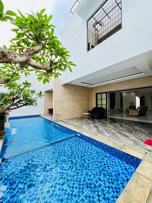 Rumah Baru Siap Huni LT 406m2 di Pondok Indah, Jakarta Selatan