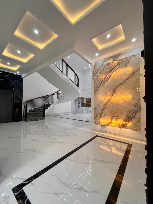 Rumah Baru Siap Huni LT 406m2 di Pondok Indah, Jakarta Selatan