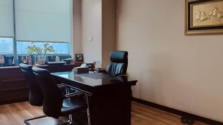 Office Gandaria 8 Gandaria City , luas 50 m2, semi fitted, direct access ke Mall Gandaria City, bebas rute ganjil-genap, 15 menit ke Senayan