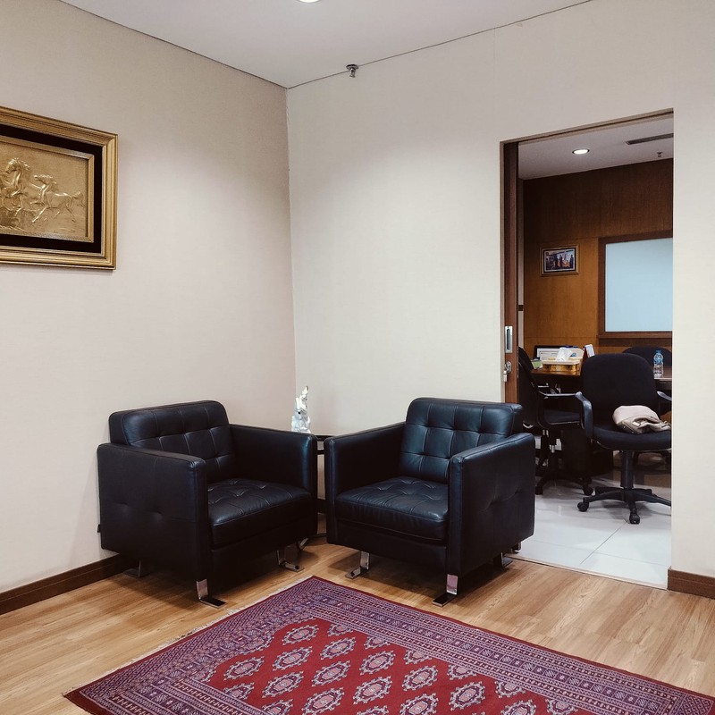 Office Gandaria 8 Gandaria City , luas 50 m2, semi fitted, direct access ke Mall Gandaria City, bebas rute ganjil-genap, 15 menit ke Senayan