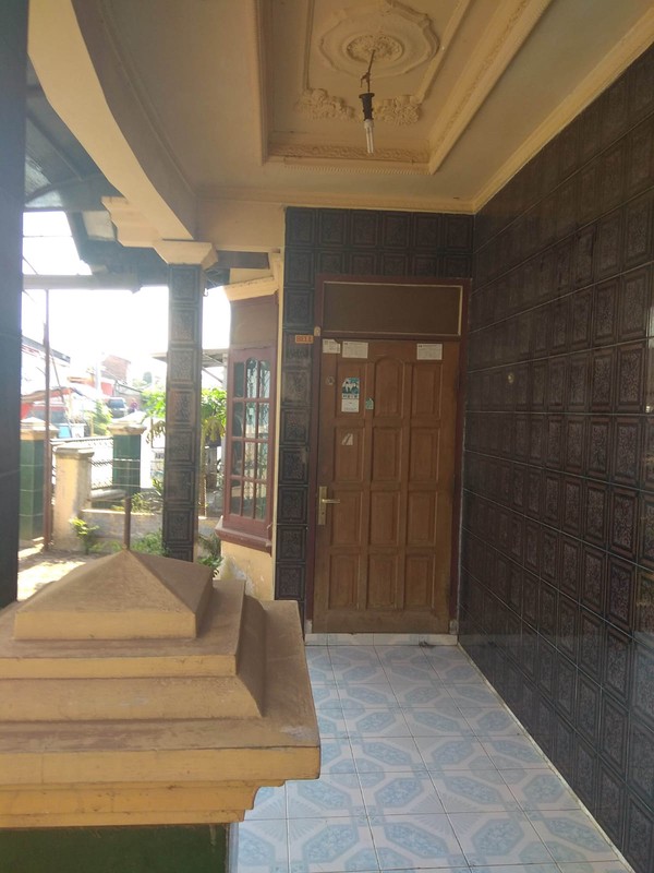 Rumah Siap Huni Dekat Jalan Raya Di Karawang