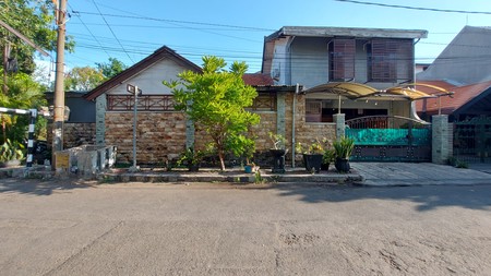 Rumah Hook 2 Lantai Luas 388meter persegi - Akses Tol Dan UPN Rungkut Asri Utara