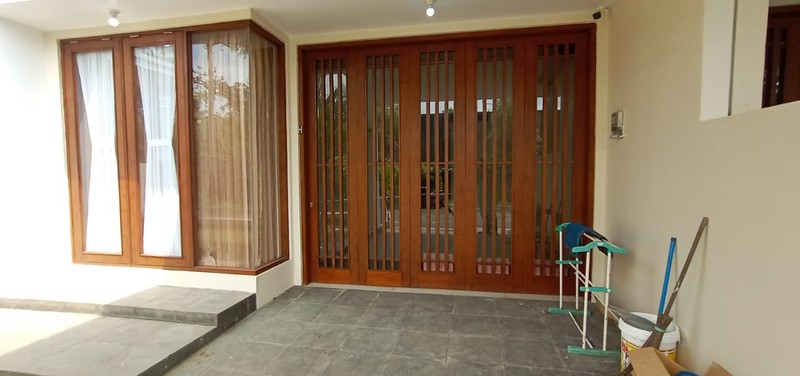 HUNIAN MEWAH DESAIN MODERN DI PERUM BALE MULIA RESIDENCE.