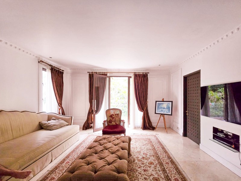 Rumah Bagus, elegan, siap huni, lingkungan bersih di Menteng Residence Bintaro