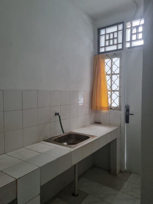 Rumah Siap Huni di Bintaro Jaya Sektor 9 dengan KT 3+1 KM 1+1