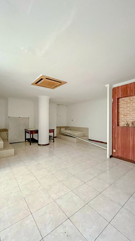 Gedung di Tanah Abang akses mudah Menteng Kemayoran Cempaka Putih