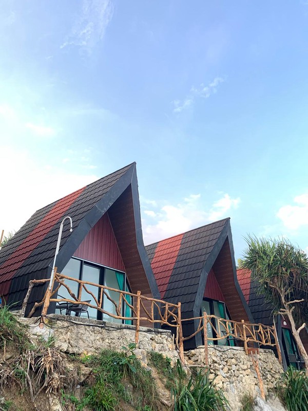 Investasi Eksklusif  Villa / Resort Kekinian di Tepi Pantai, Kota Pacitan