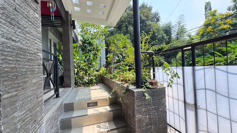 Dijual Rumah Siap Huni di Bumi Pusaka Gandul Cinere Lokasi Strategis dan Nyaman   