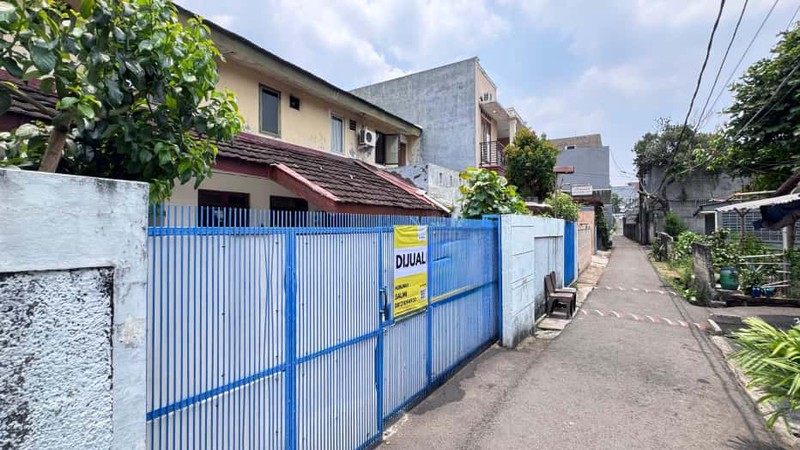 Dijual rumah kos 8 kamar di  gandaria utara jakarta selatan 