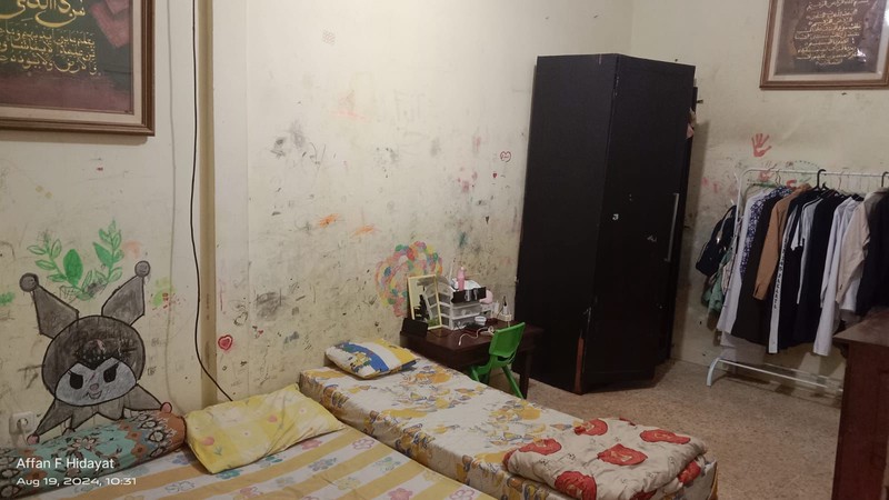 DIJUAL MURAH! Rumah Tua Hitung Tanah di Gudang Peluru, Tebet, Jakarta Selatan - Lokasi Strategis Anti Banjir!  