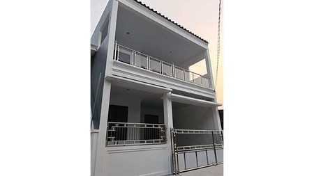 Dijual Rumah Harapan Indah Bekasi