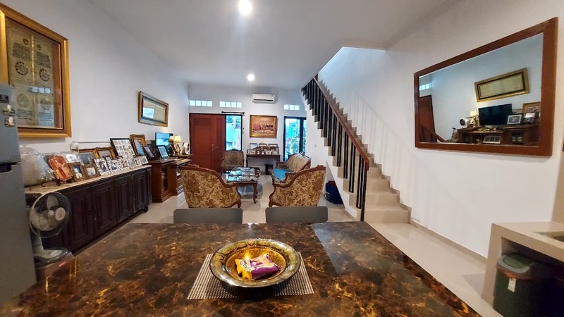 Rumah Bagus Siap Huni di Komplek Depkes Cipayung, Ciputat