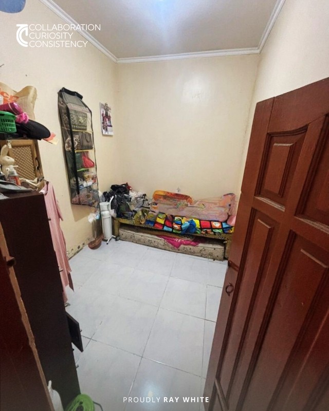 Dijual Rumah Nyaman di Lontar Sambisari Surabaya Barat - Lokasi Strategis Dekat Citraland & Graha Natura
