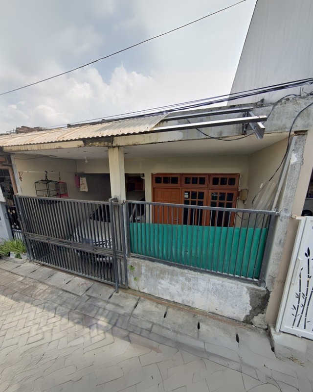 Dijual Rumah Nyaman di Lontar Sambisari Surabaya Barat - Lokasi Strategis Dekat Citraland & Graha Natura