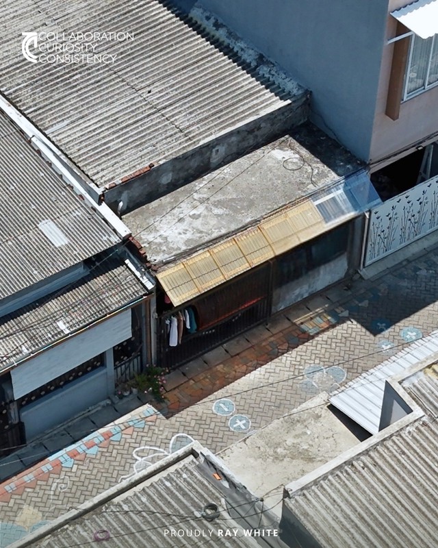 Dijual Rumah Nyaman di Lontar Sambisari Surabaya Barat - Lokasi Strategis Dekat Citraland & Graha Natura