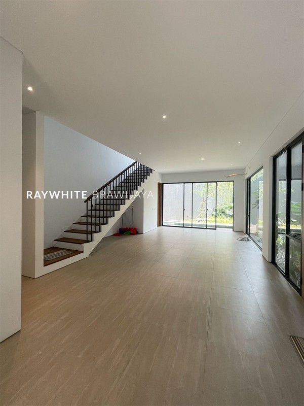 Brand New Townhouse Modern Area Arco Kemang