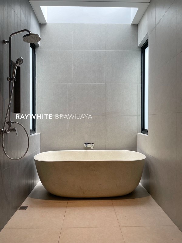 Brand New Townhouse Modern Area Arco Kemang