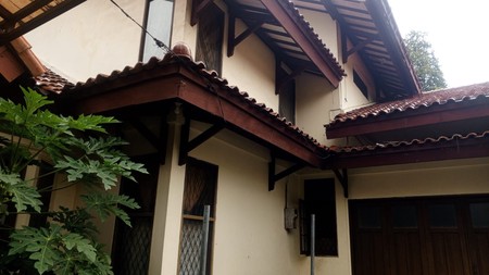 HUNIAN ASRI DAN NYAMAN SERTA LUAS DI PANGKALAN JATI, CINERE,  DEPOK