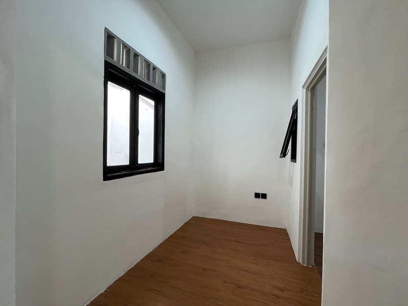 Brand New Rumah Minimalis Siap Huni Dalam Komplek Strategis di Cinere