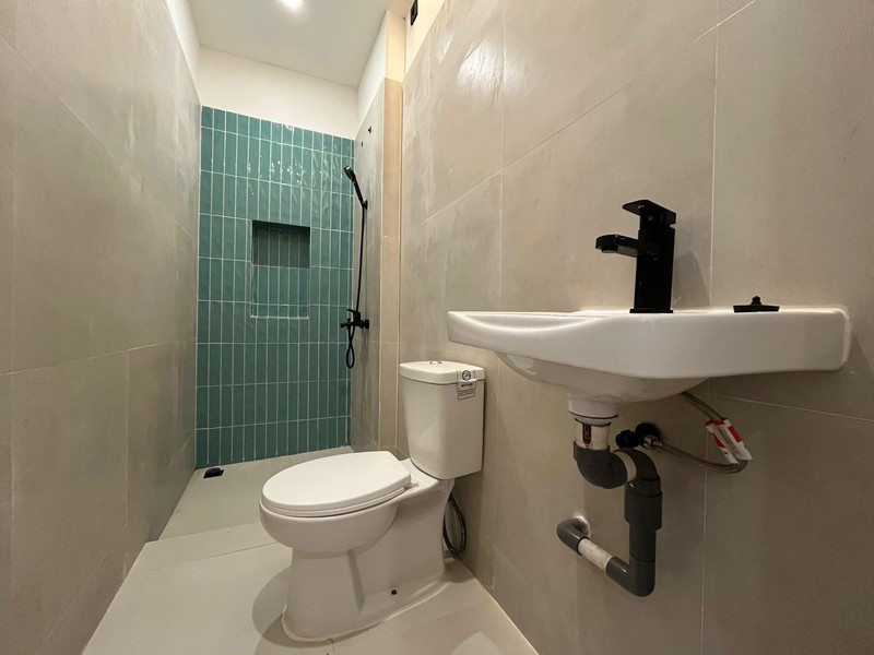 Brand New Rumah Minimalis Siap Huni Dalam Komplek Strategis di Cinere