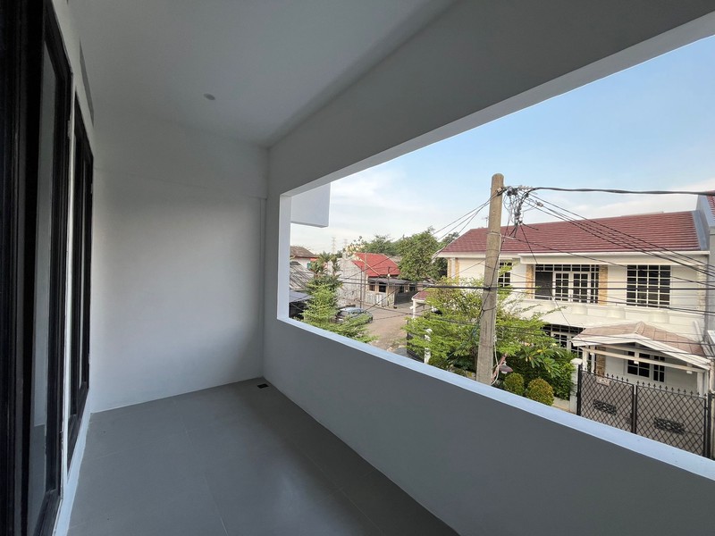 Brand New Rumah Minimalis Siap Huni Dalam Komplek Strategis di Cinere