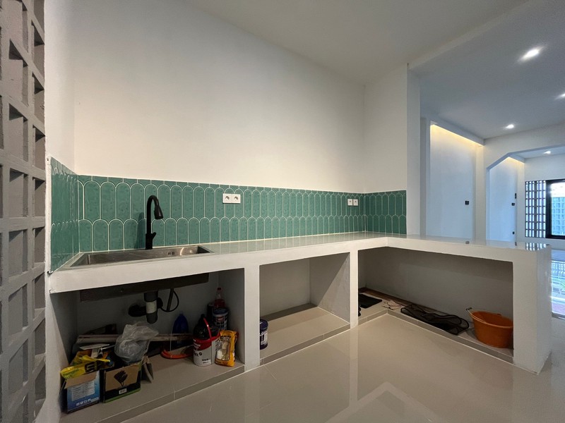 Brand New Rumah Minimalis Siap Huni Dalam Komplek Strategis di Cinere